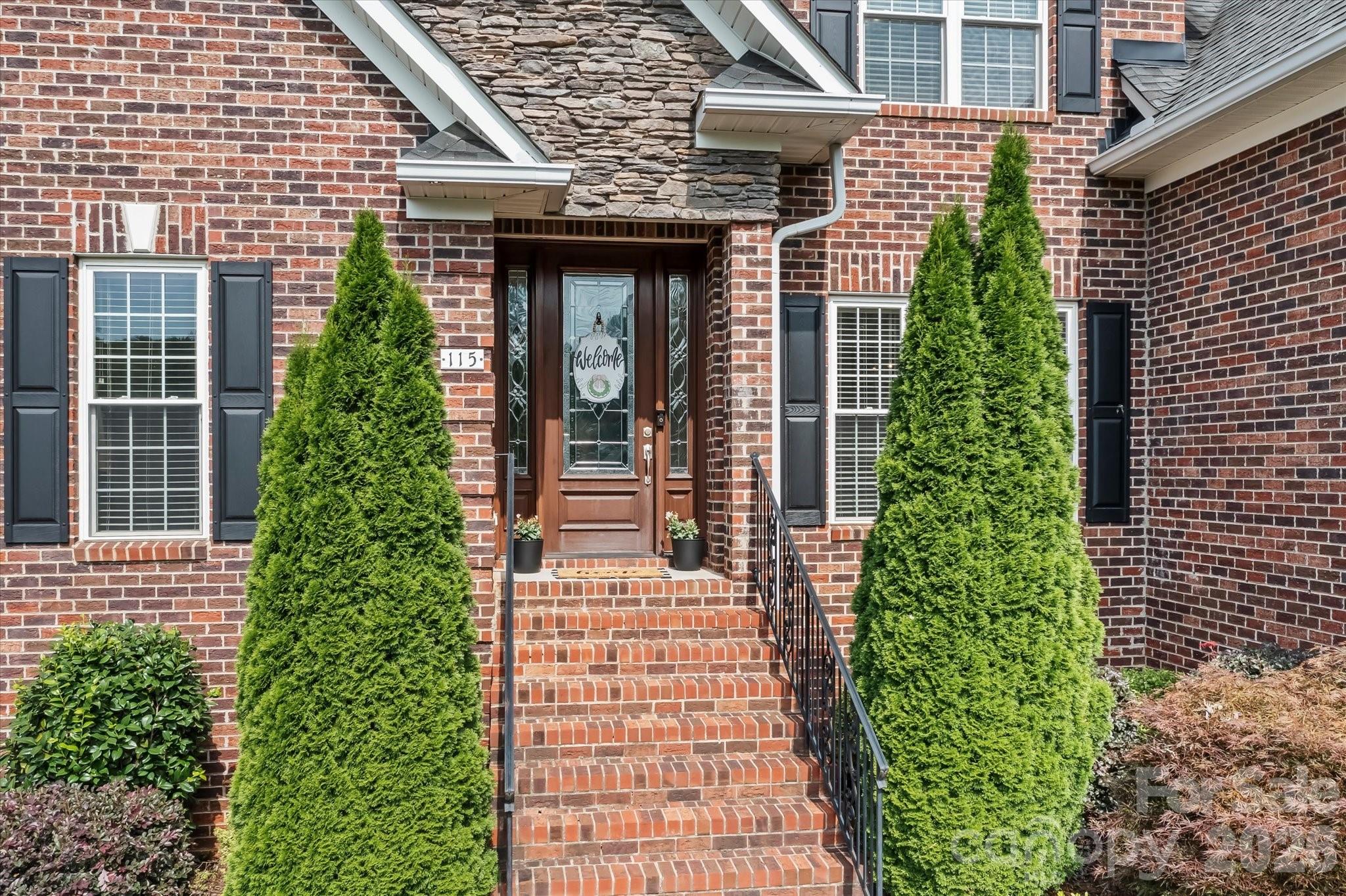 115 Orchard Farm Lane