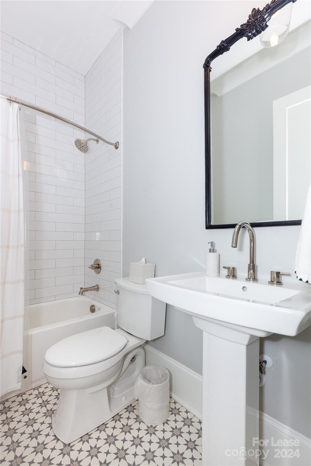 Villa Heights - Residential Lease