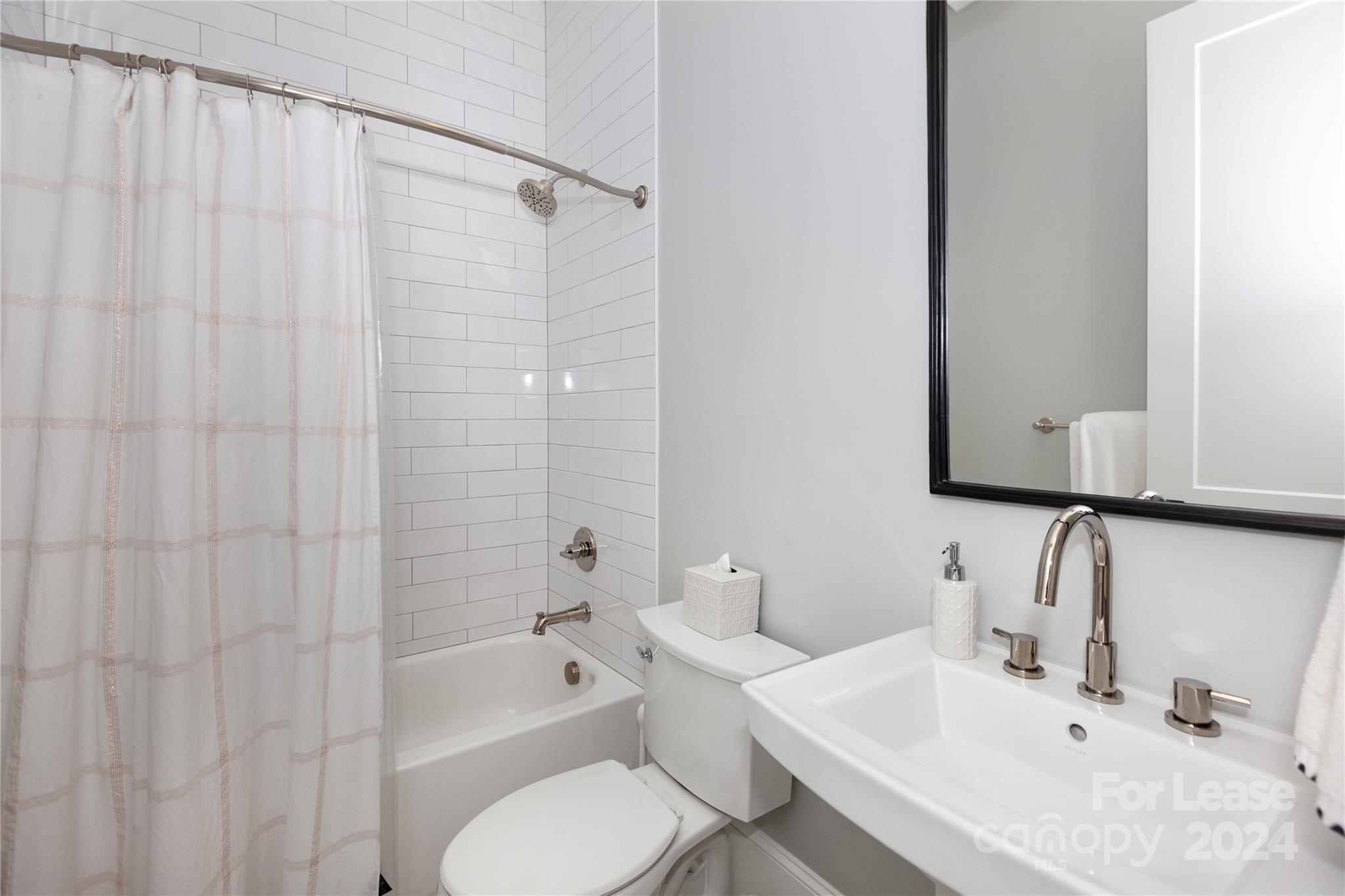 Villa Heights - Residential Lease