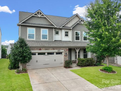 Photo of 2020 Pinyon Lane, Lancaster, SC 29720 (MLS # 4399255)