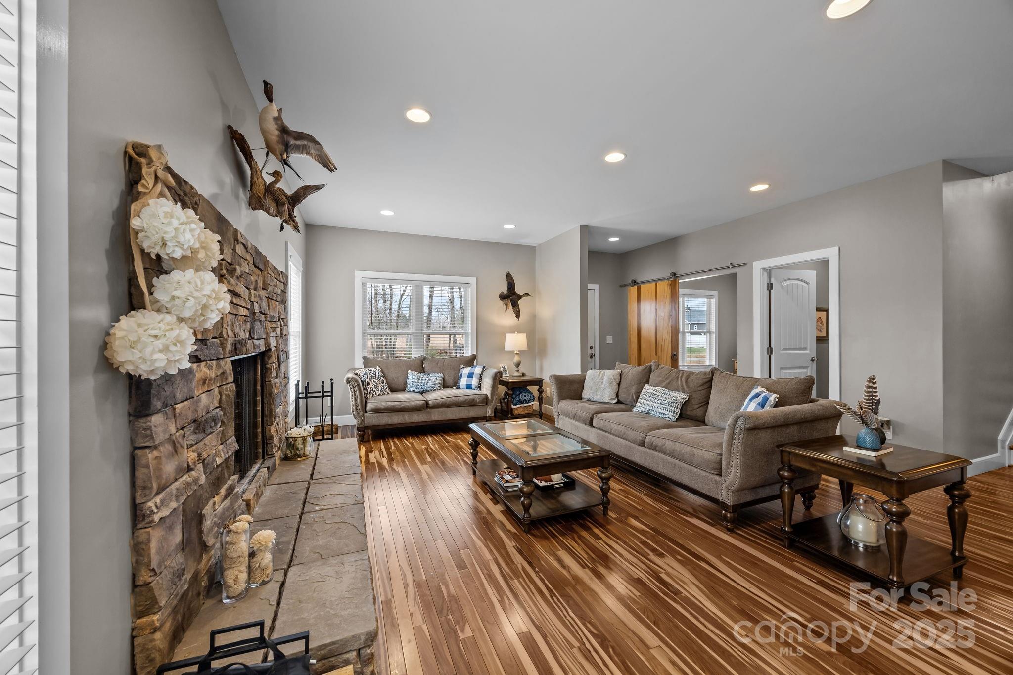 Vesuvius Meadows - Residential