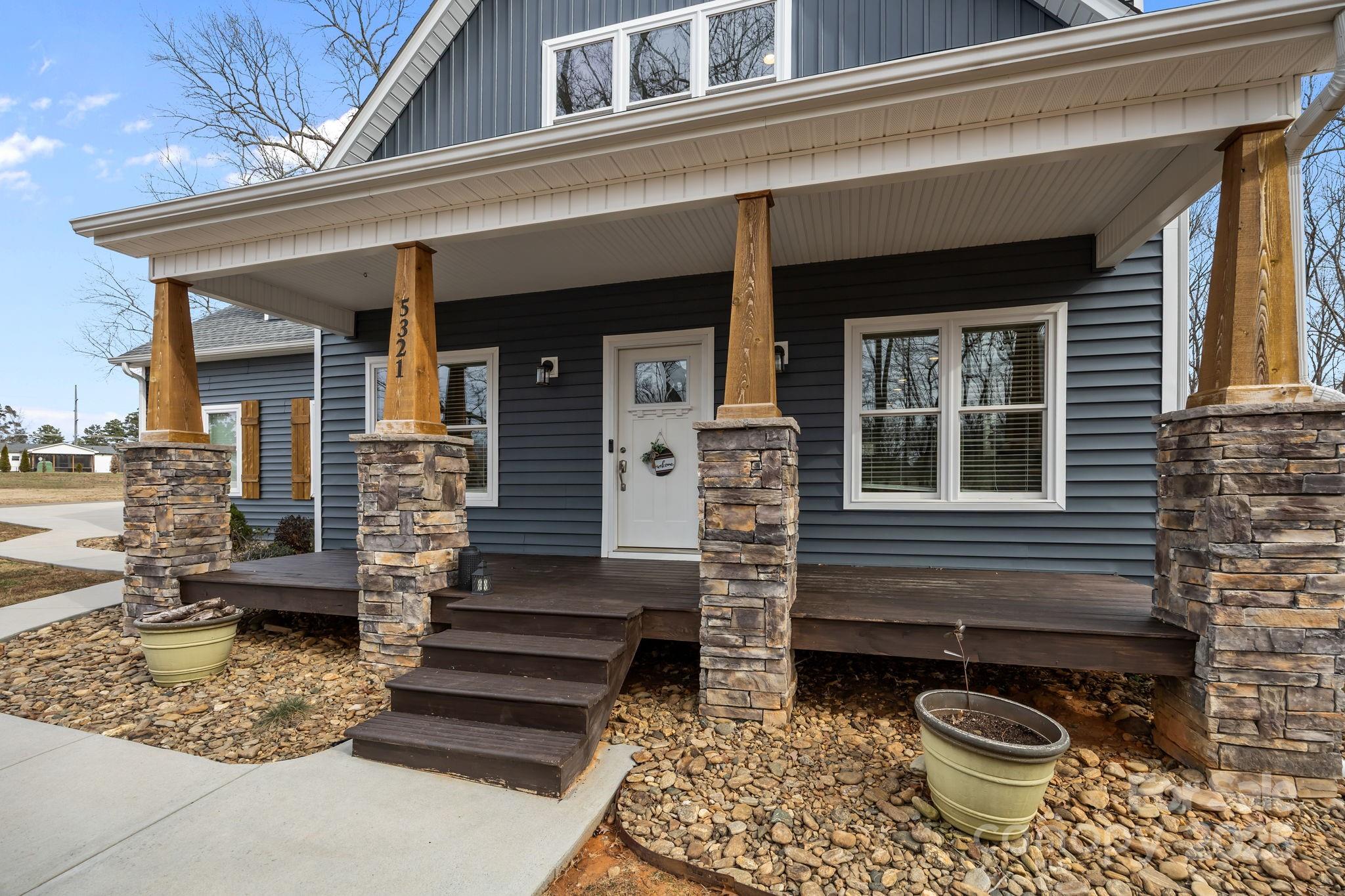 Vesuvius Meadows - Residential