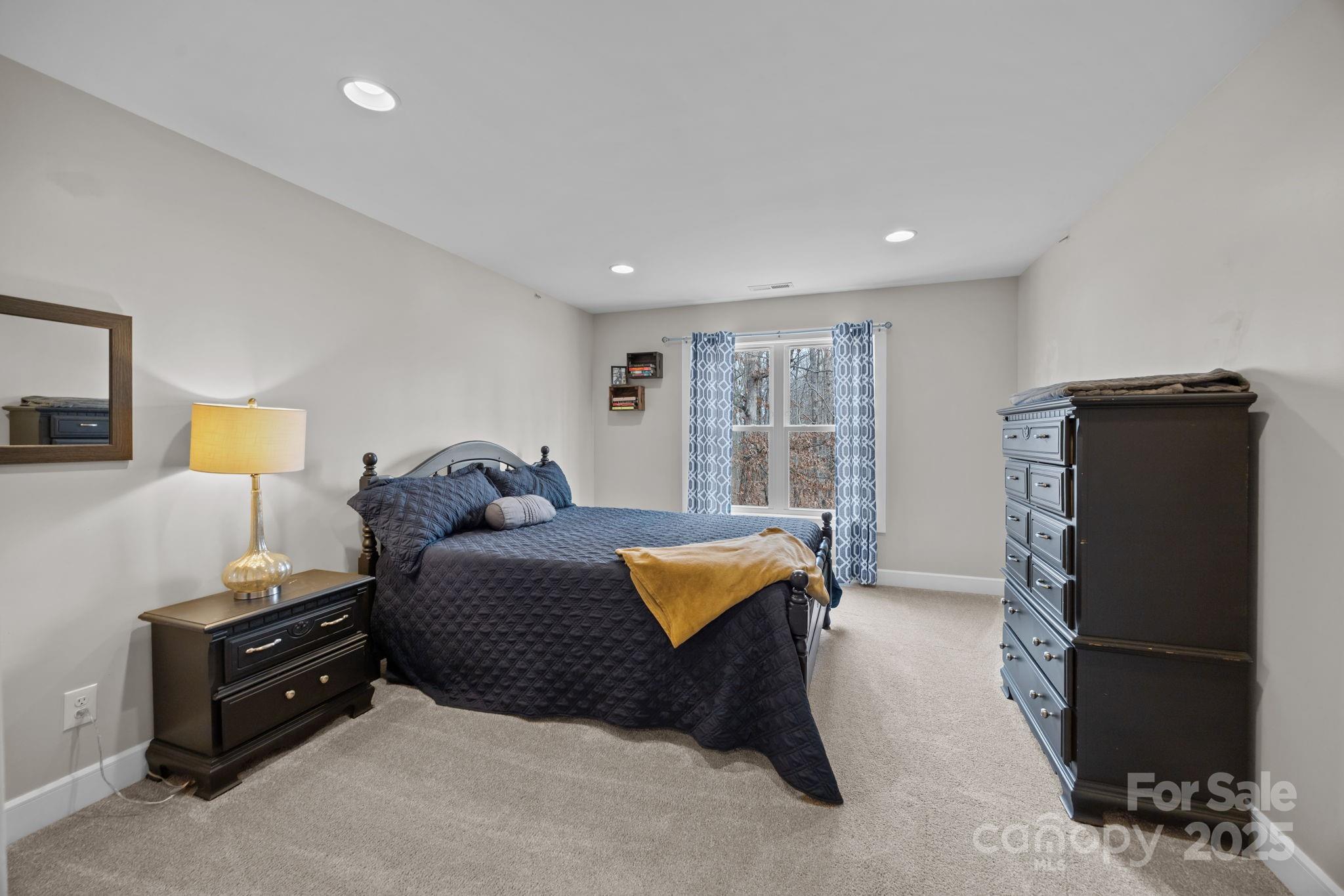 Vesuvius Meadows - Residential