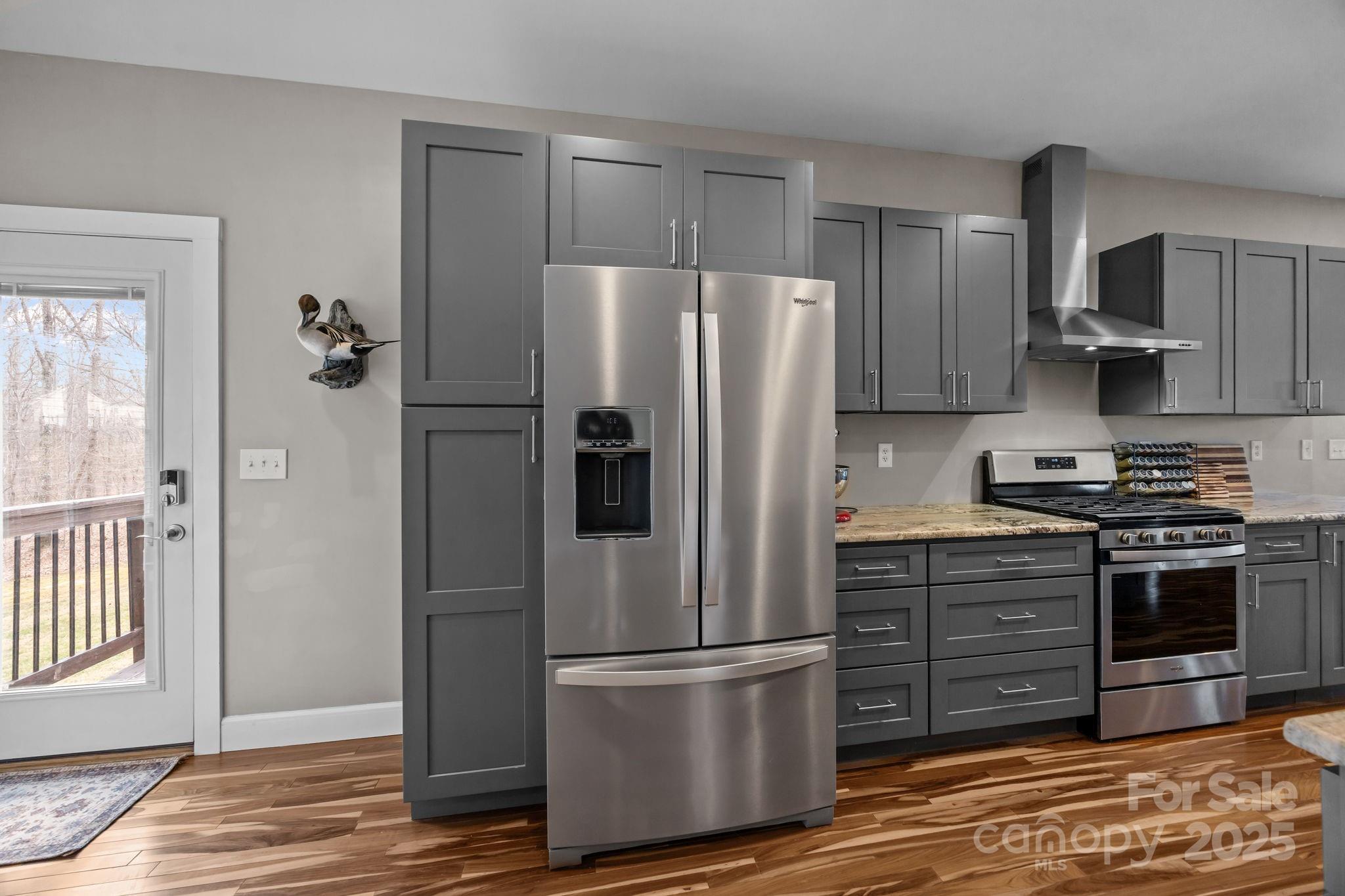 Vesuvius Meadows - Residential