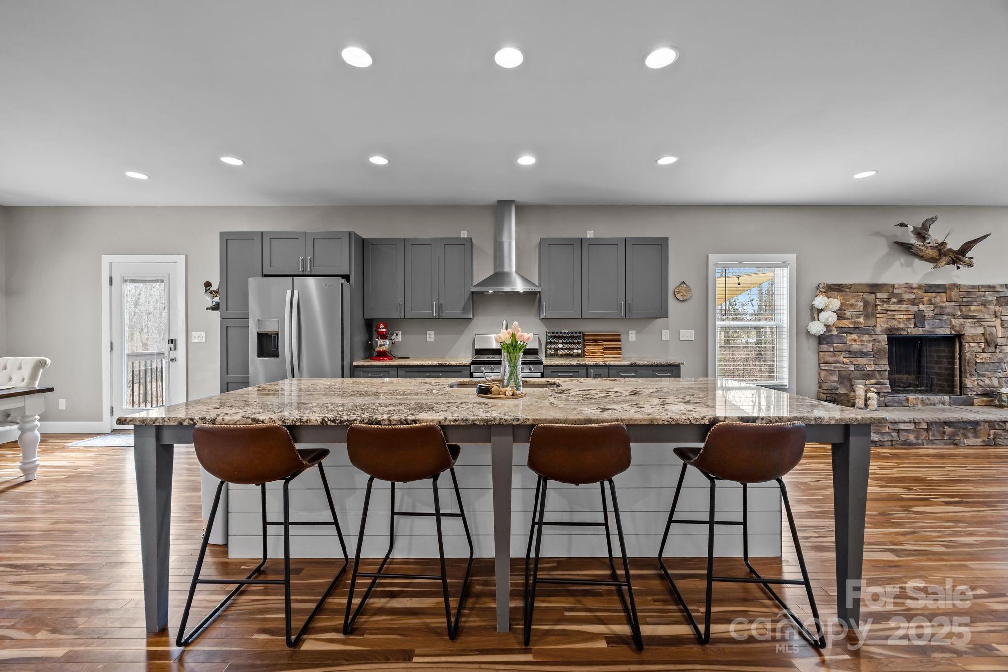 Vesuvius Meadows - Residential