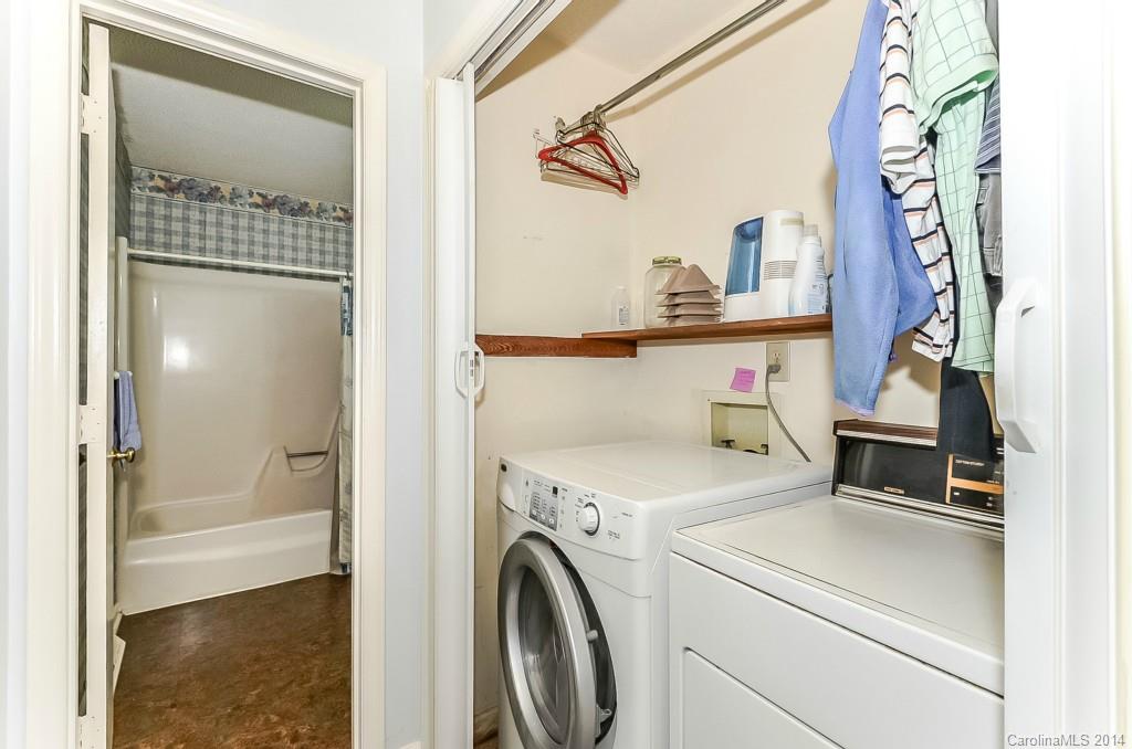 Tega Cay - Residential