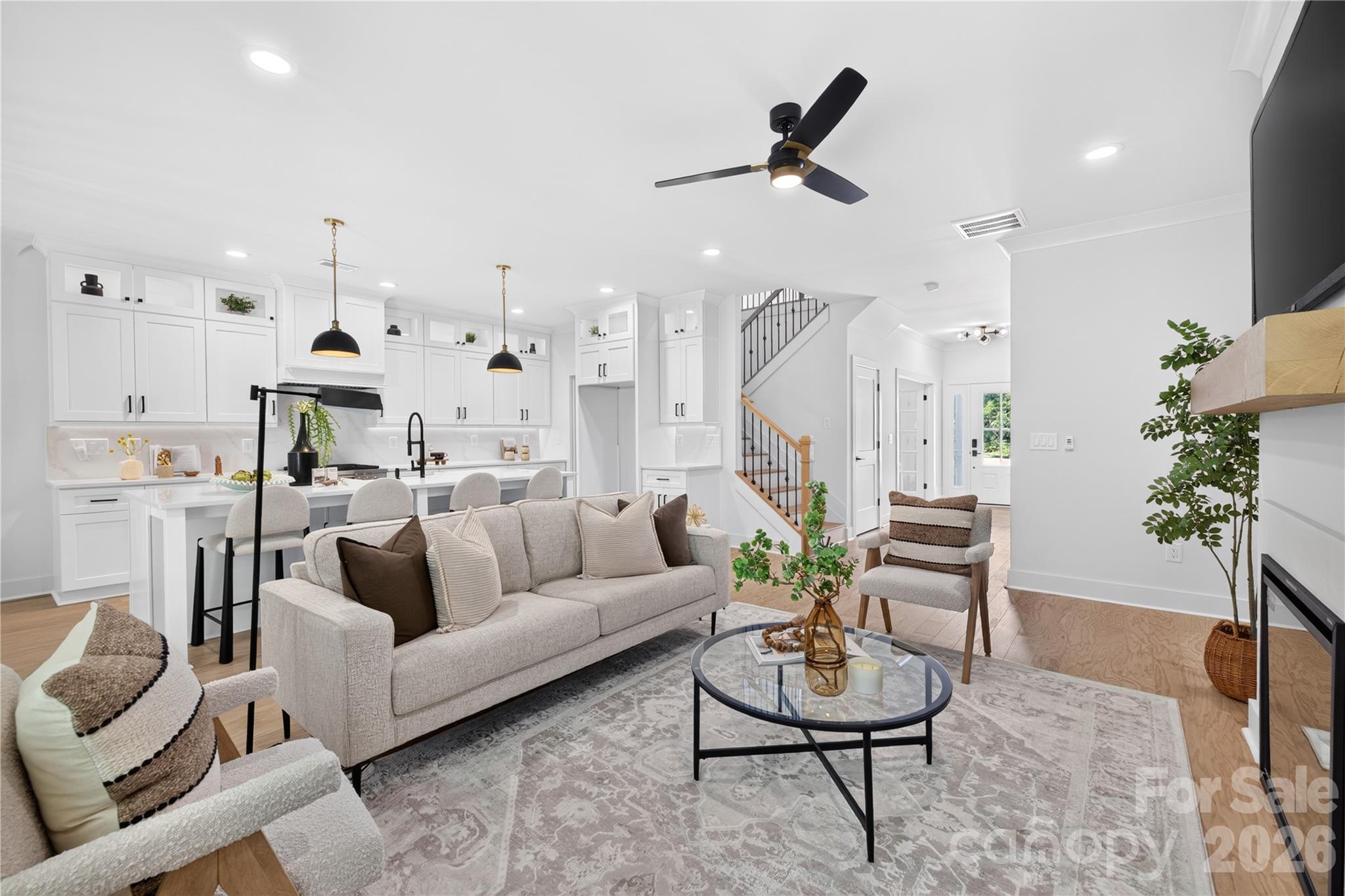 2316 Chateau Court