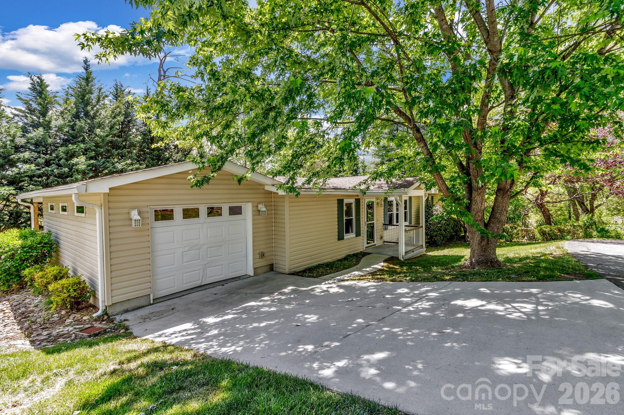 405 Deerfield Court