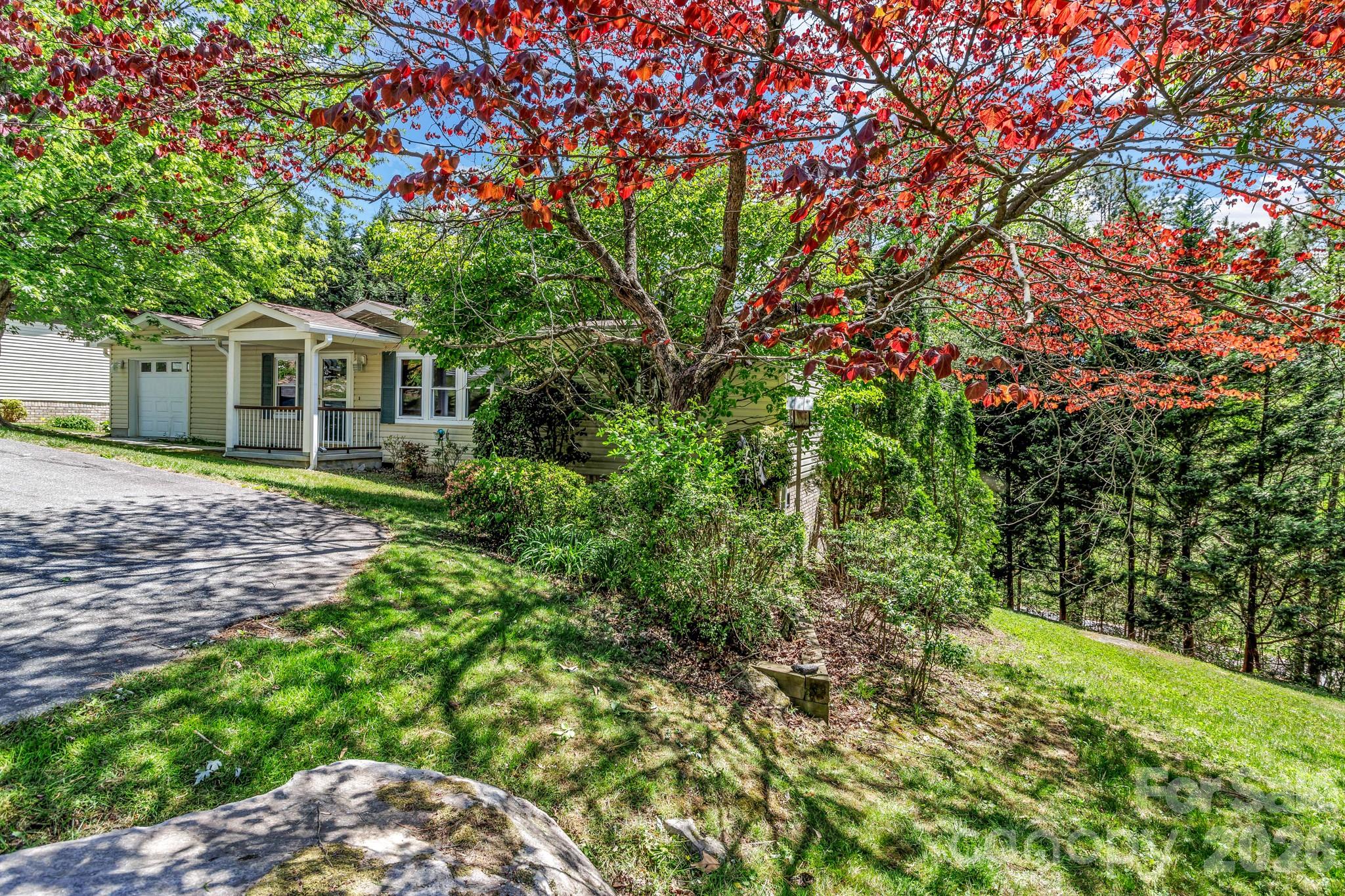 405 Deerfield Court