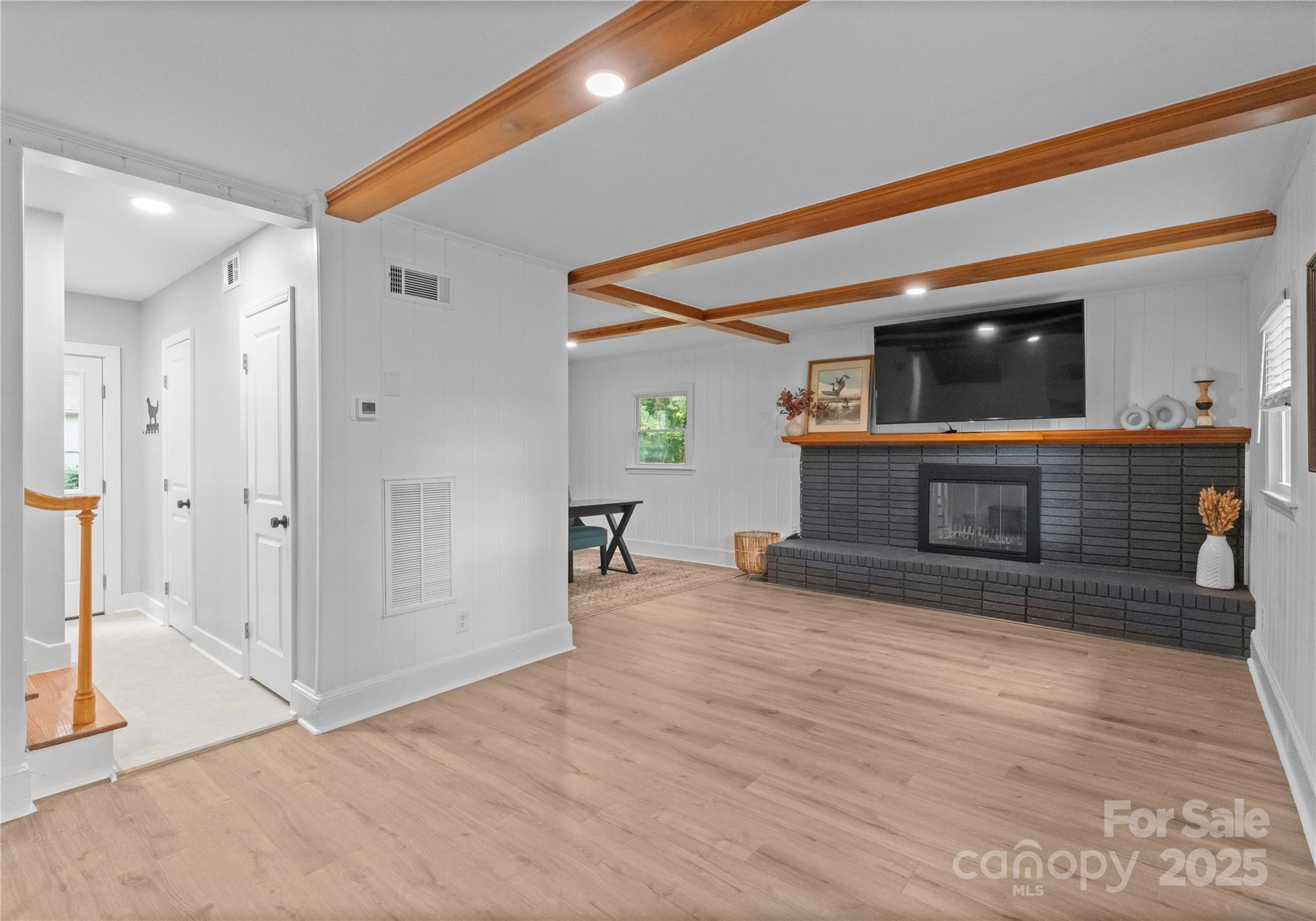 Starmount - Residential