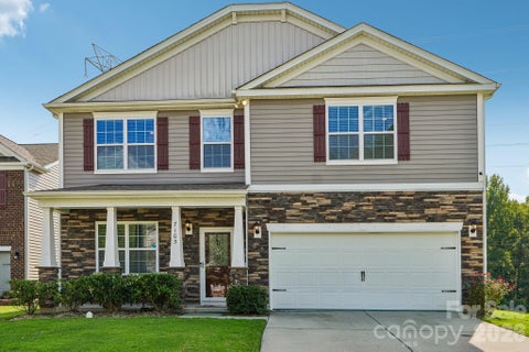 Photo of 7105 Pennyroyal Way, Charlotte, NC 28216 (MLS # 4426419)