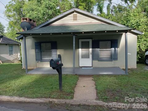 381 N Cleghorn Street Rutherfordton NC 28139