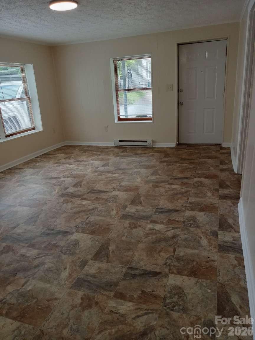 381 N Cleghorn Street