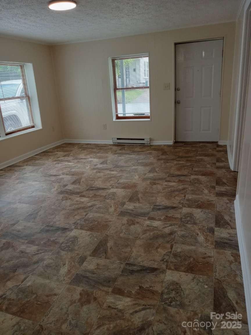 381 N Cleghorn Street