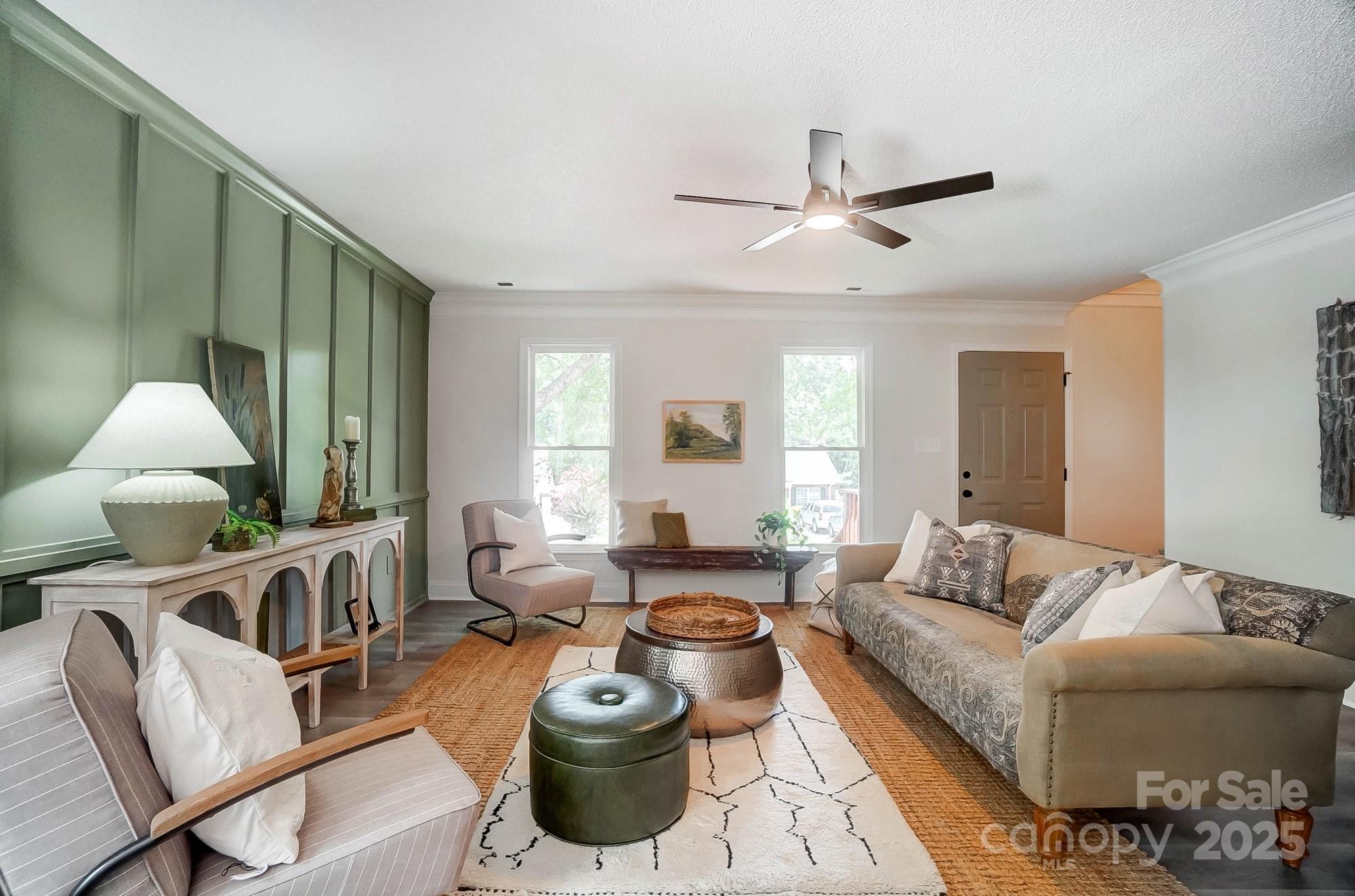 82 Paddington Drive SW