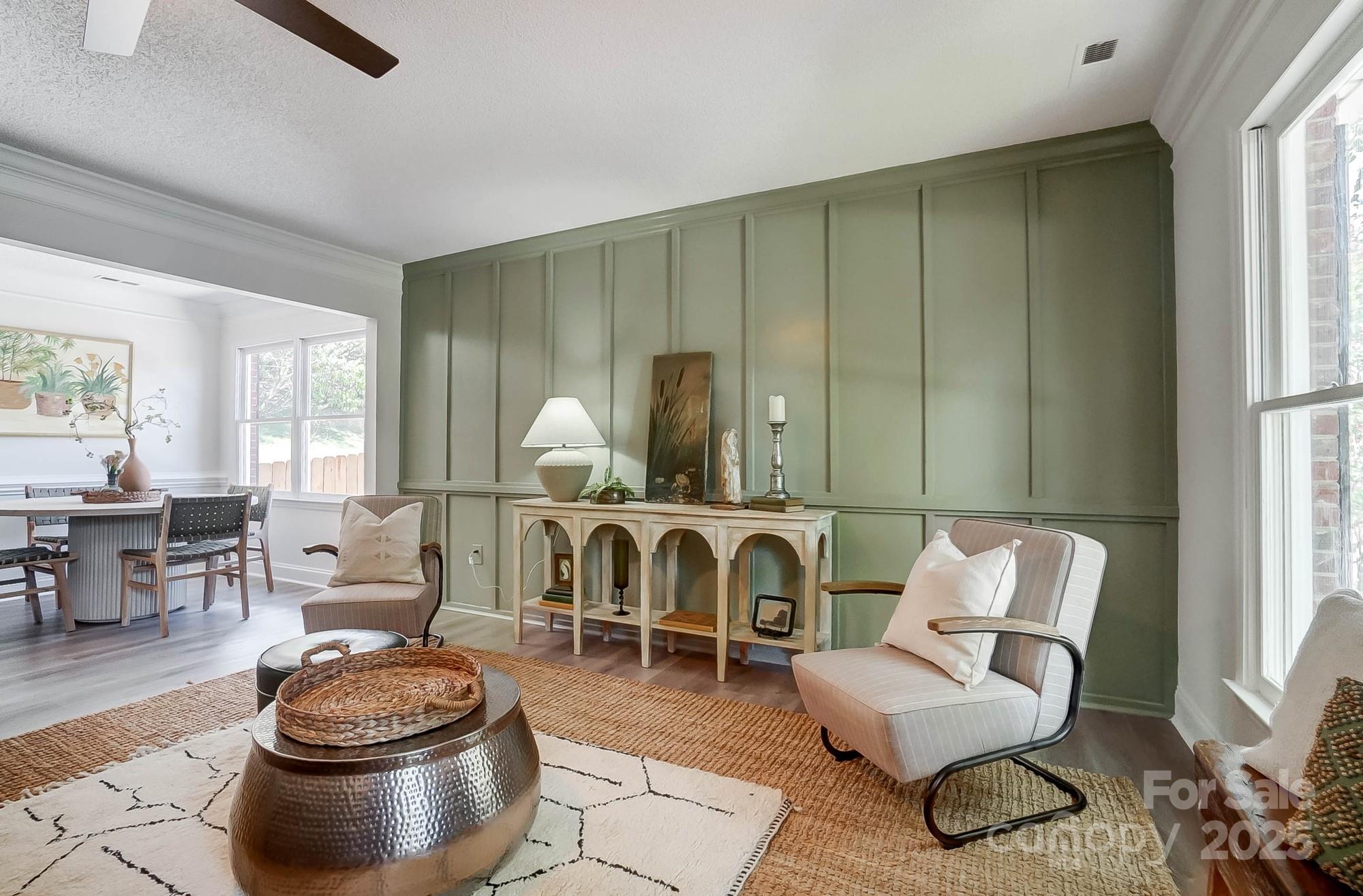 82 Paddington Drive SW