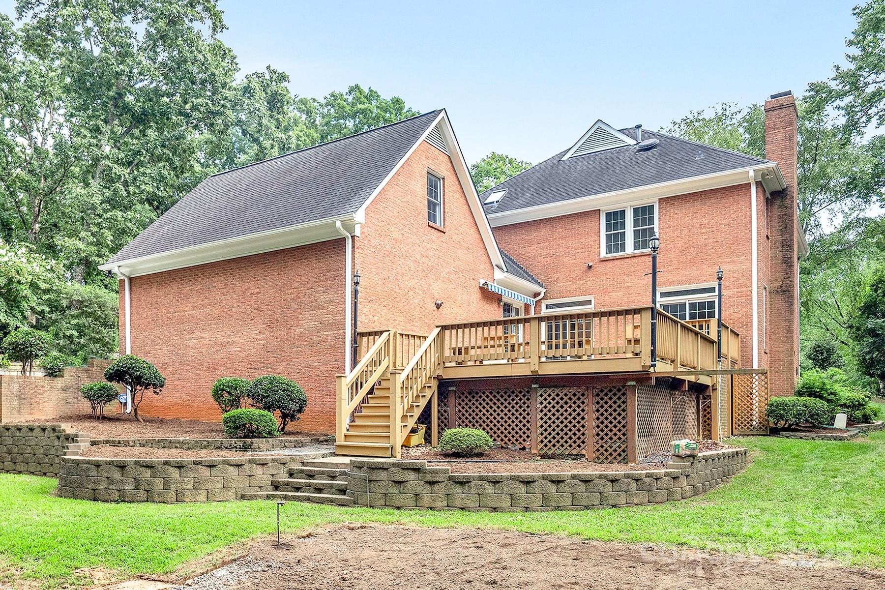 7701 Walthall Court