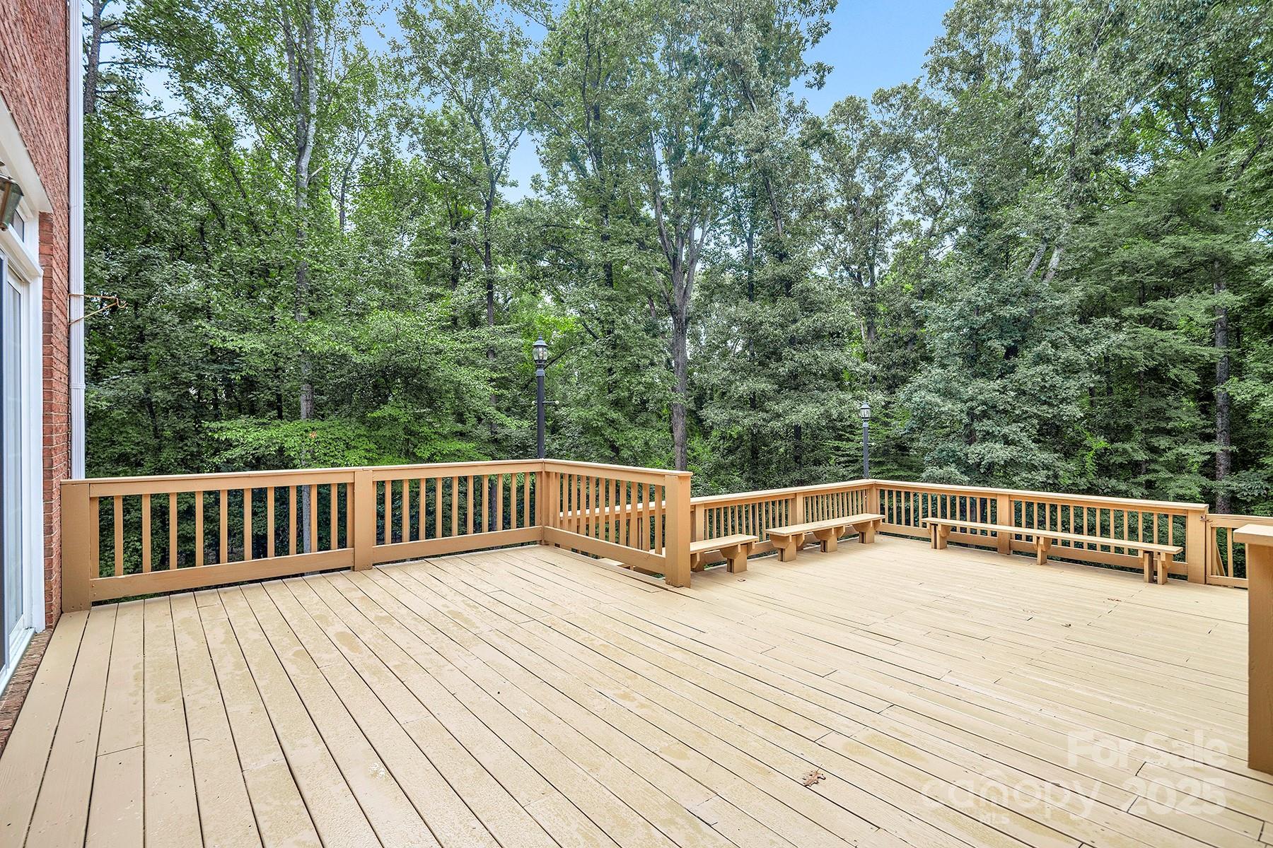 7701 Walthall Court