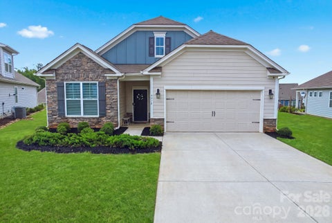 Photo of 4374 Riverton Loop, Denver, NC 28037 (MLS # 4403765)