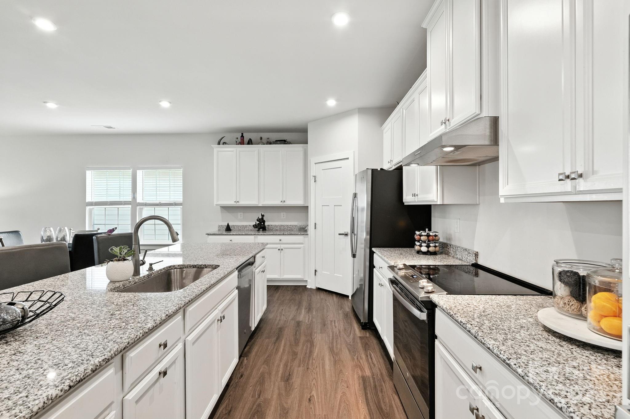 5112 Larewood Drive