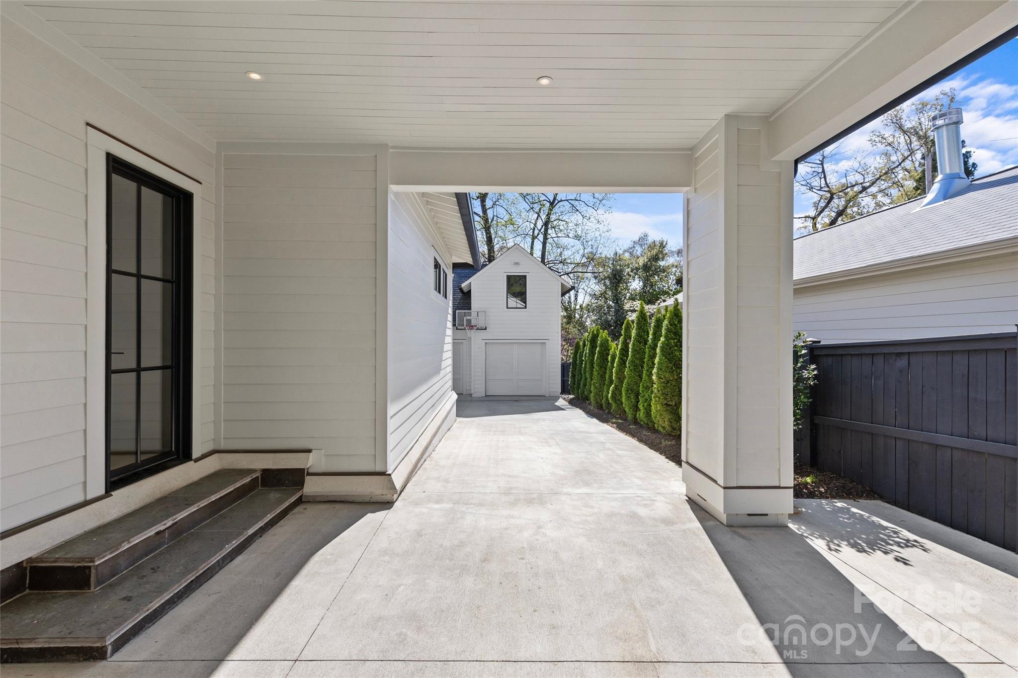 Myers Park - Residential