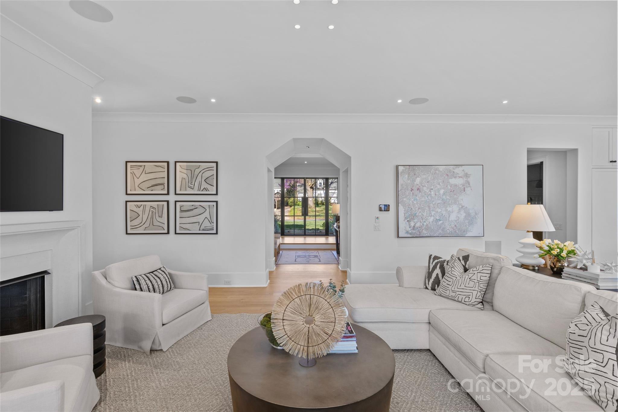 2637 Normandy Road