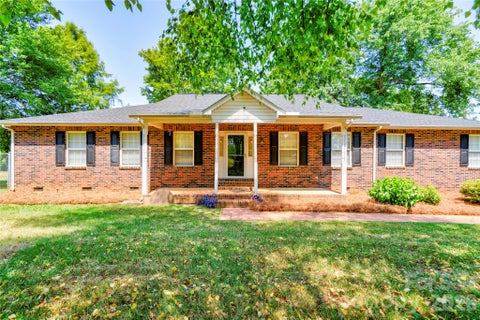 Photo of 5573 Lennox Drive, Kings Mountain, NC 28086 (MLS # 4399898)