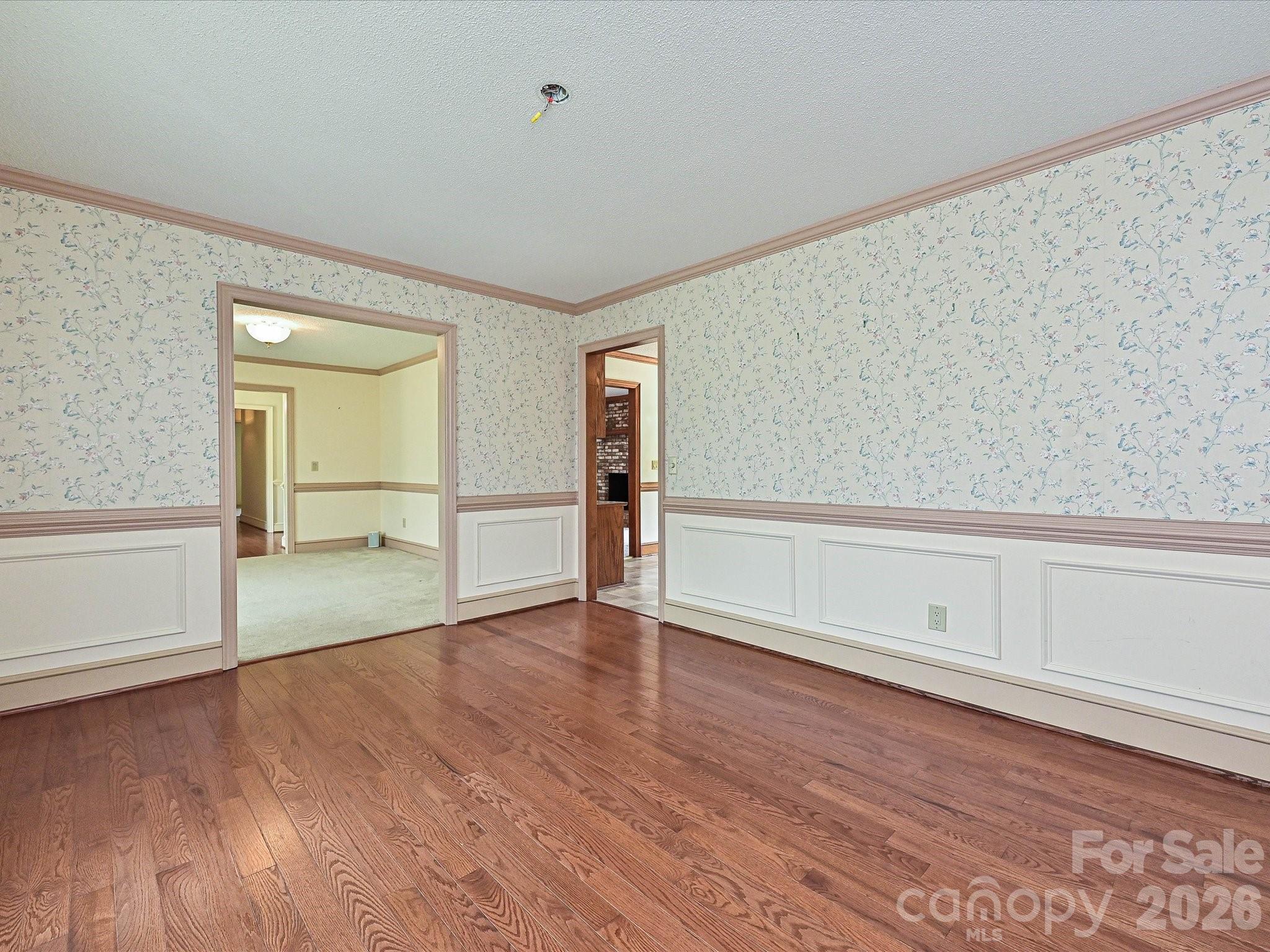 Carolando - Residential