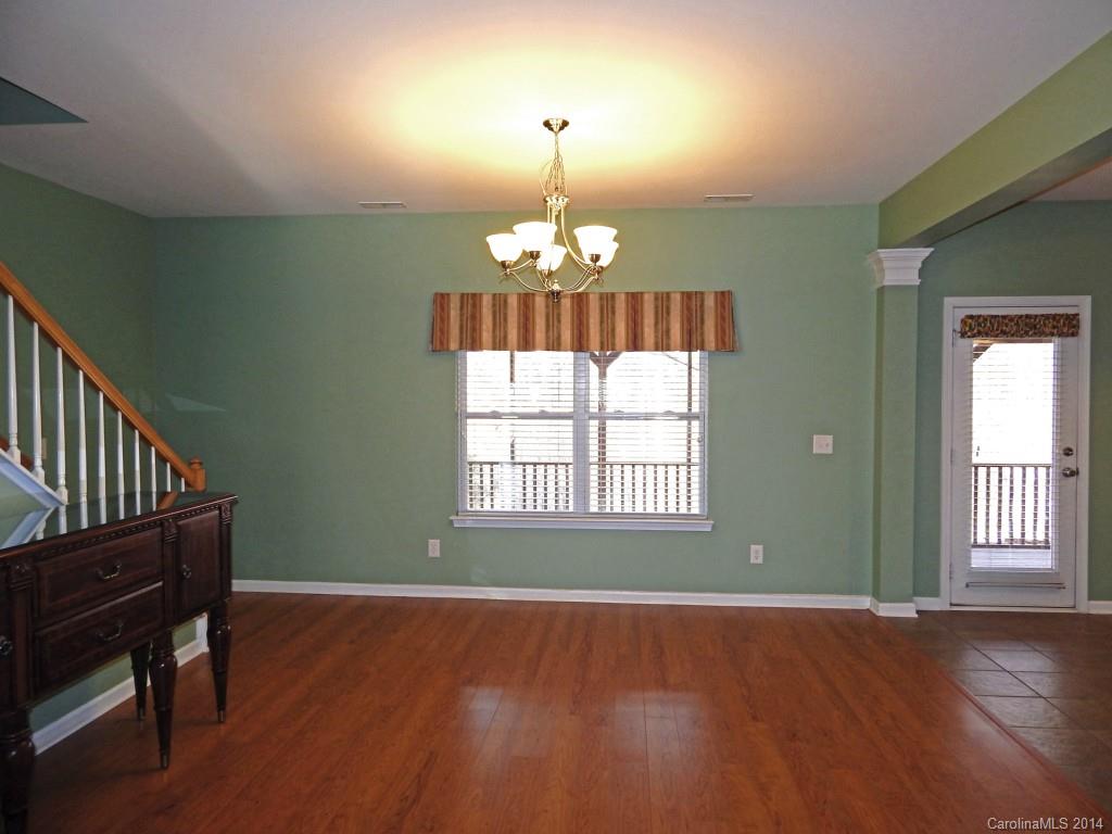 Sandy Pointe - Residential