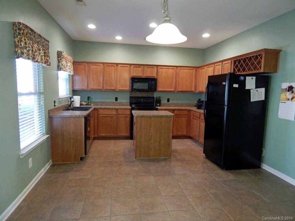 Sandy Pointe - Residential