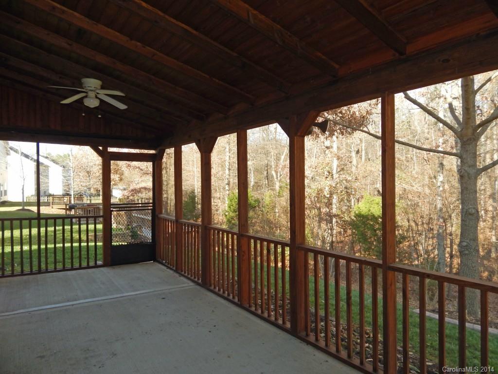 Sandy Pointe - Residential