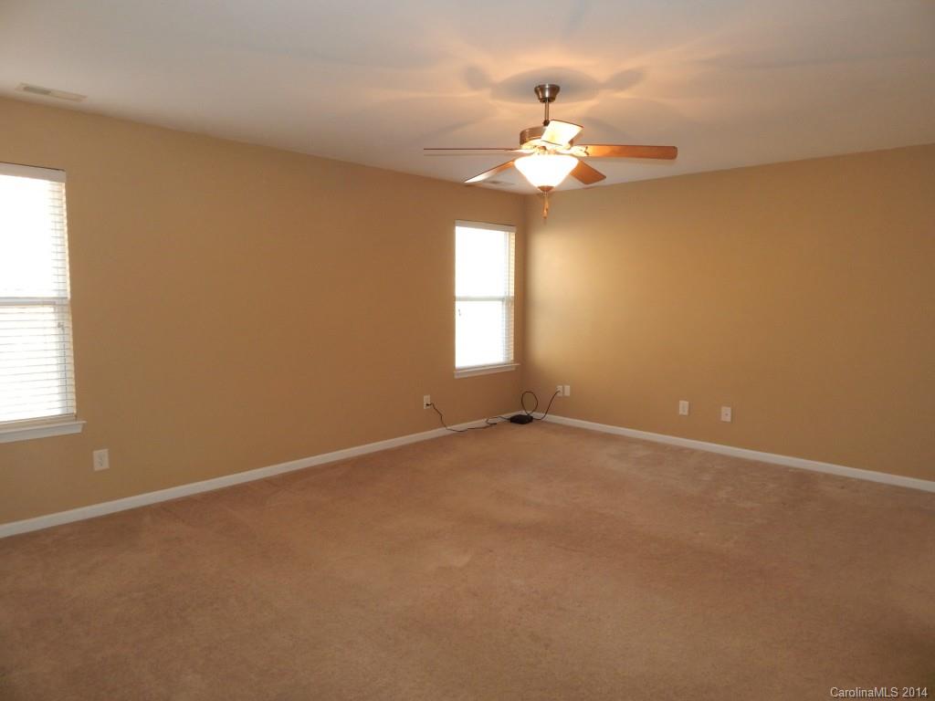 Sandy Pointe - Residential