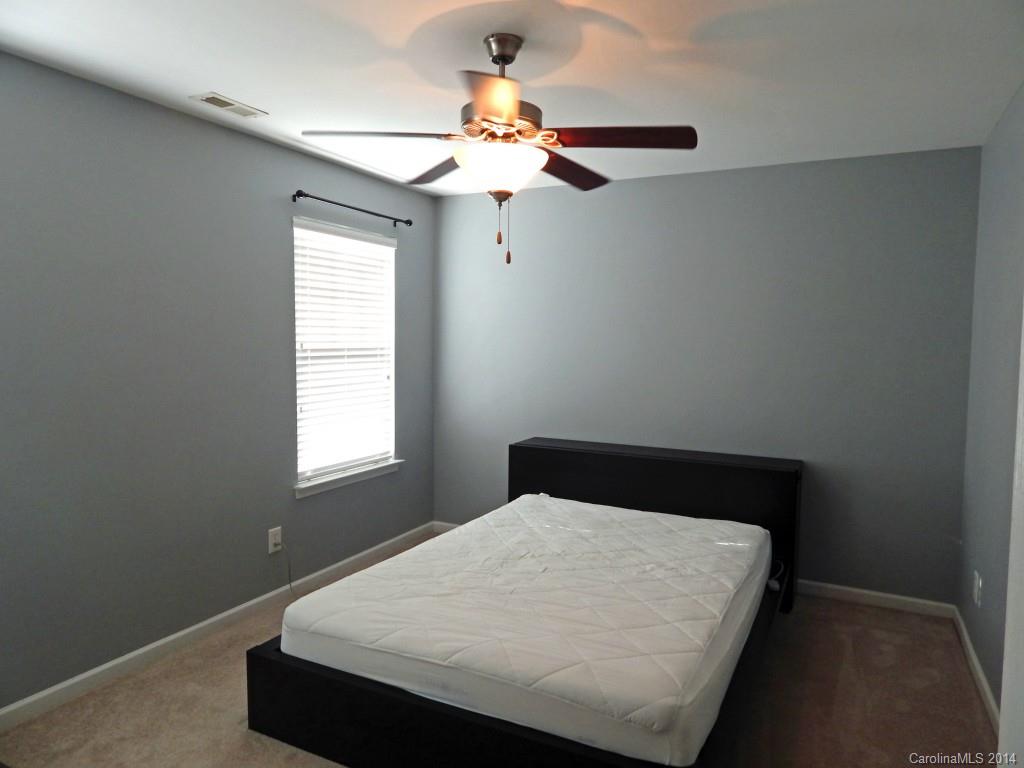 Sandy Pointe - Residential