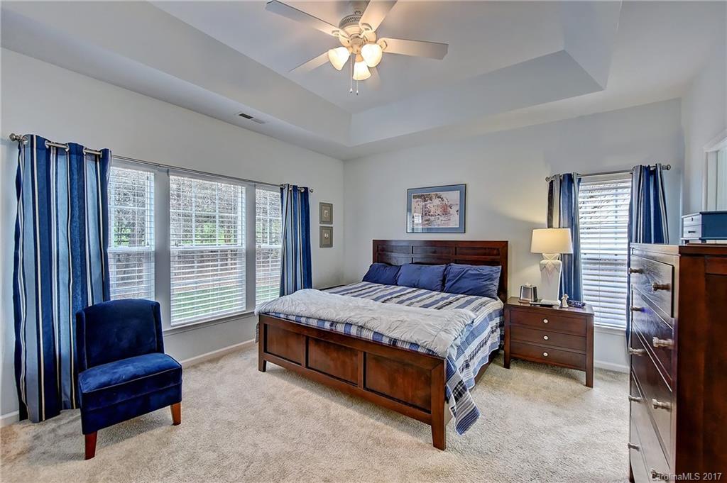 Hunter Oaks - Residential