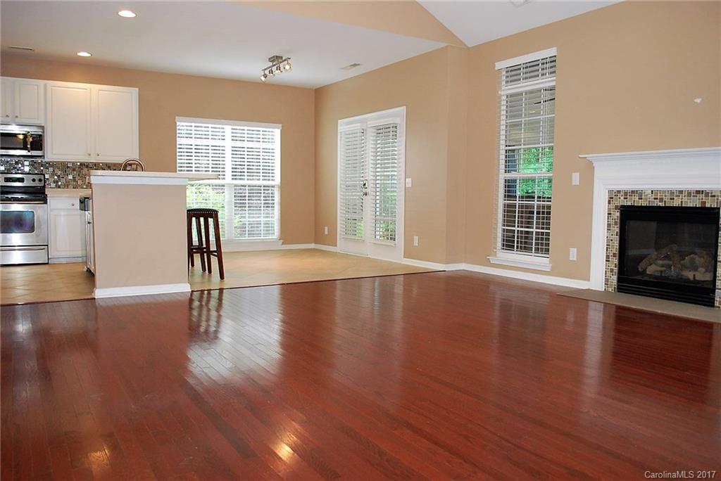 Hunter Oaks - Residential
