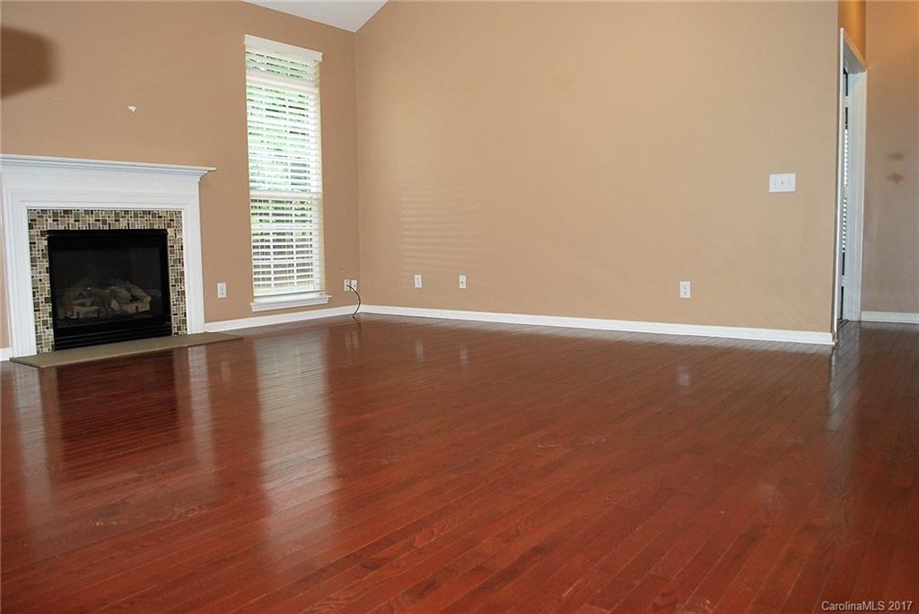 Hunter Oaks - Residential