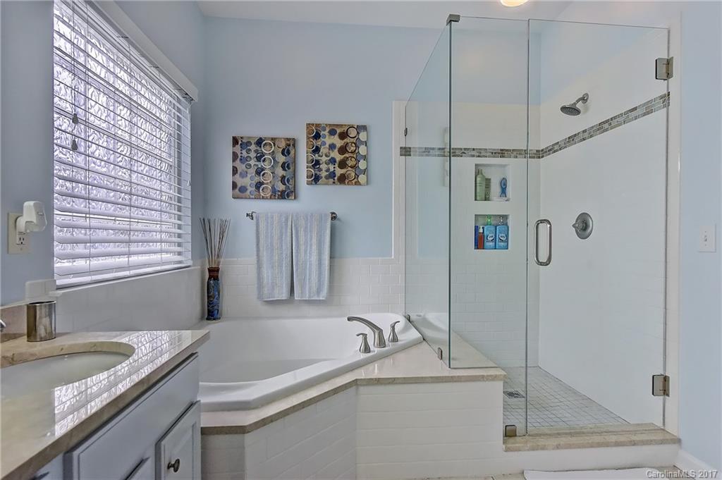 Hunter Oaks - Residential