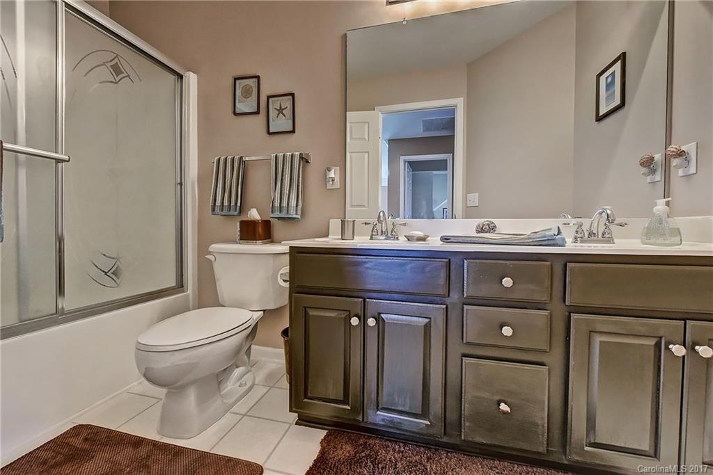 Hunter Oaks - Residential