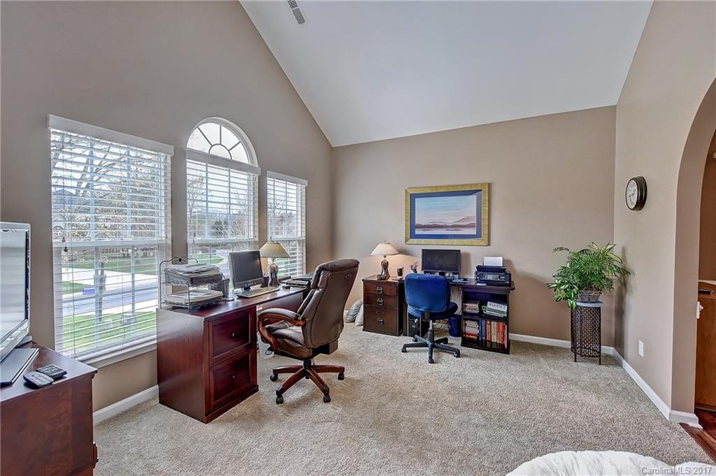 Hunter Oaks - Residential
