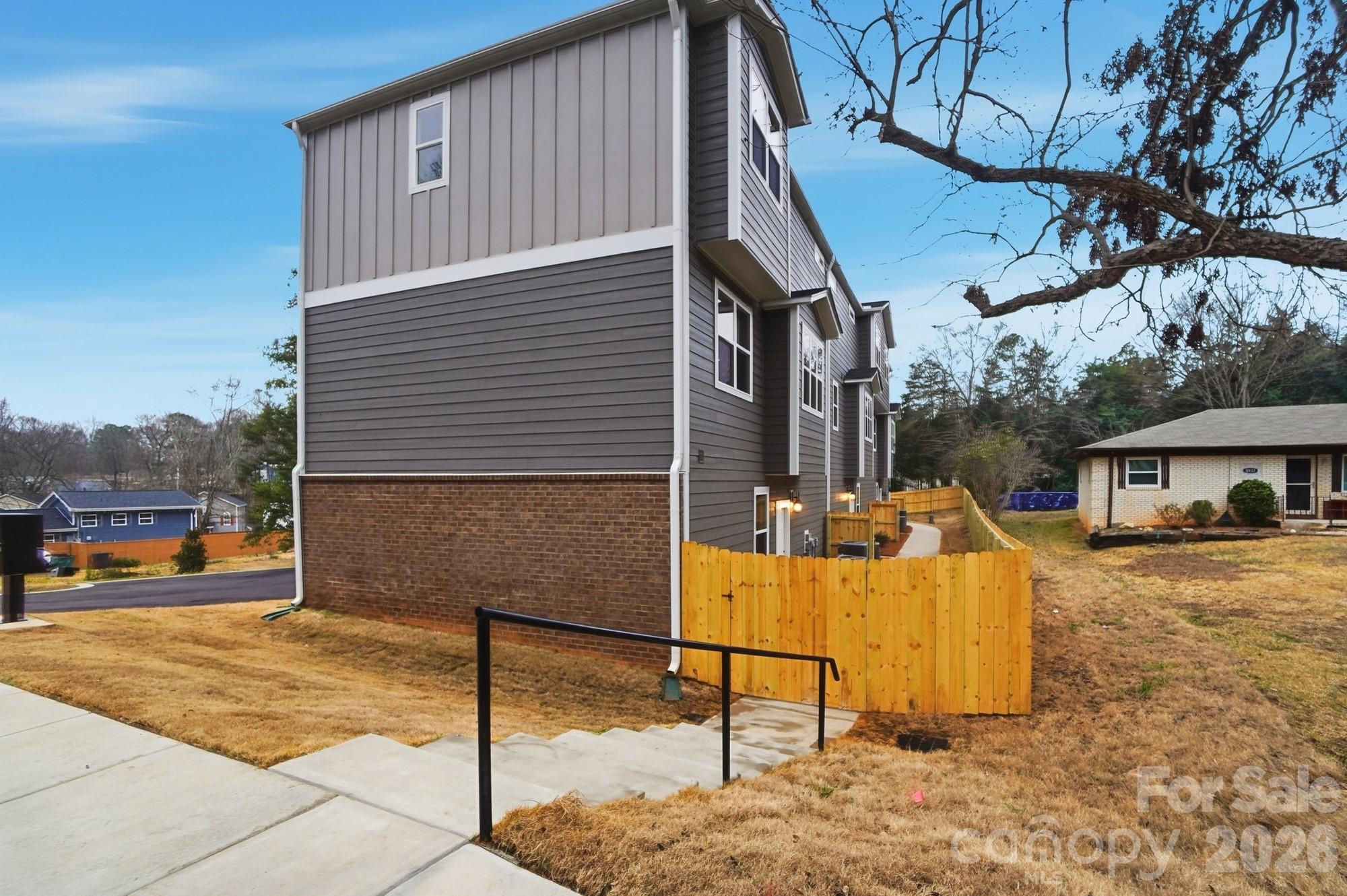 Sharonbrook - Residential Income