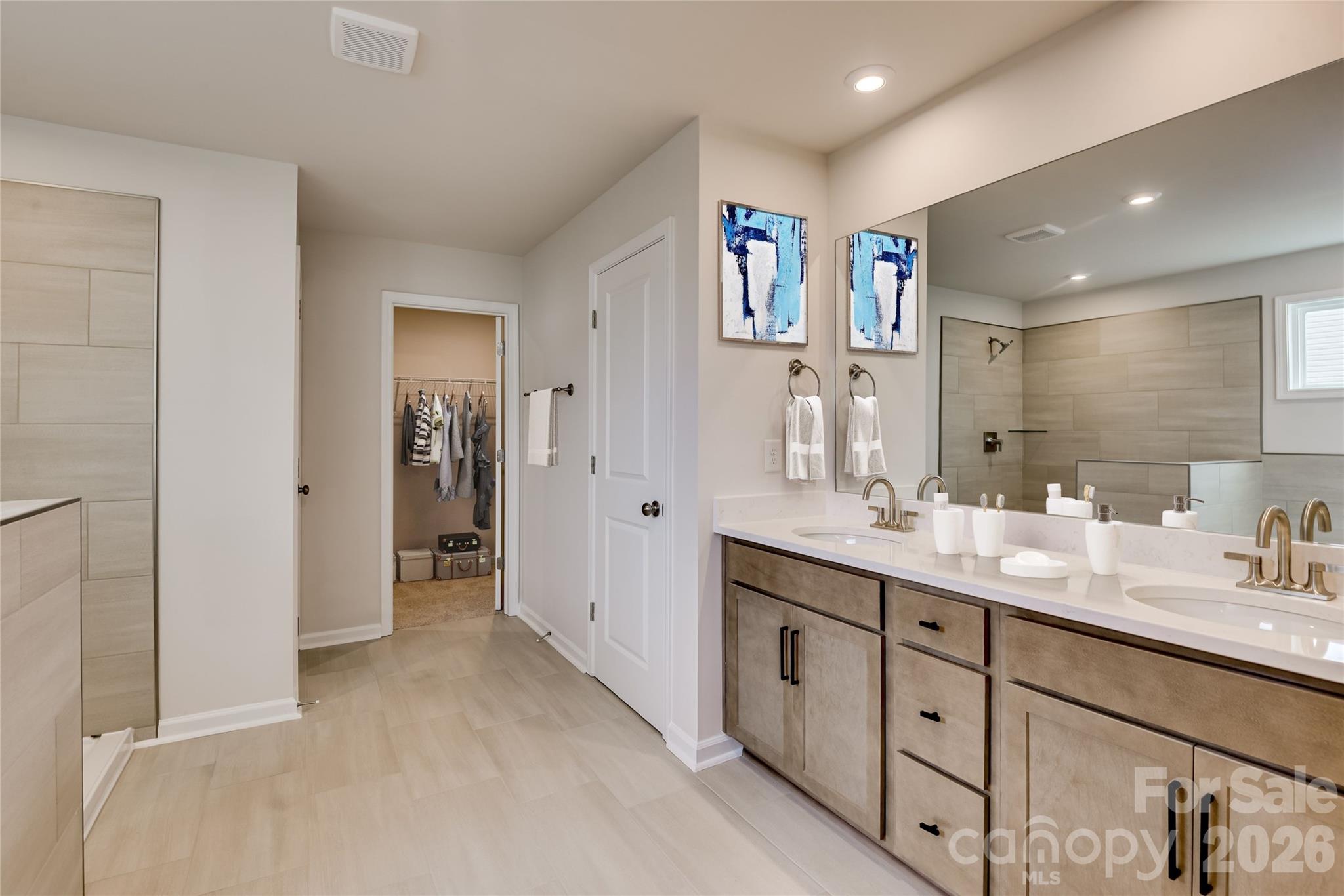 Clairmont - Residential