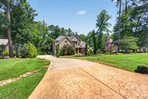 Photo of 725 Fawns Glen Place, Lake Wylie, SC 29710 (MLS # 4418002)