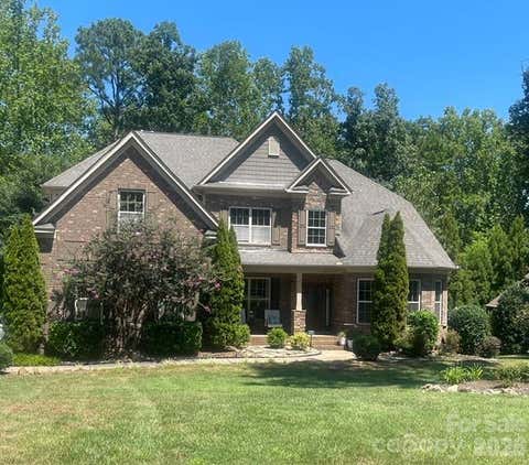 Photo of 725 Fawns Glen Place, Lake Wylie, SC 29710 (MLS # 4418002)