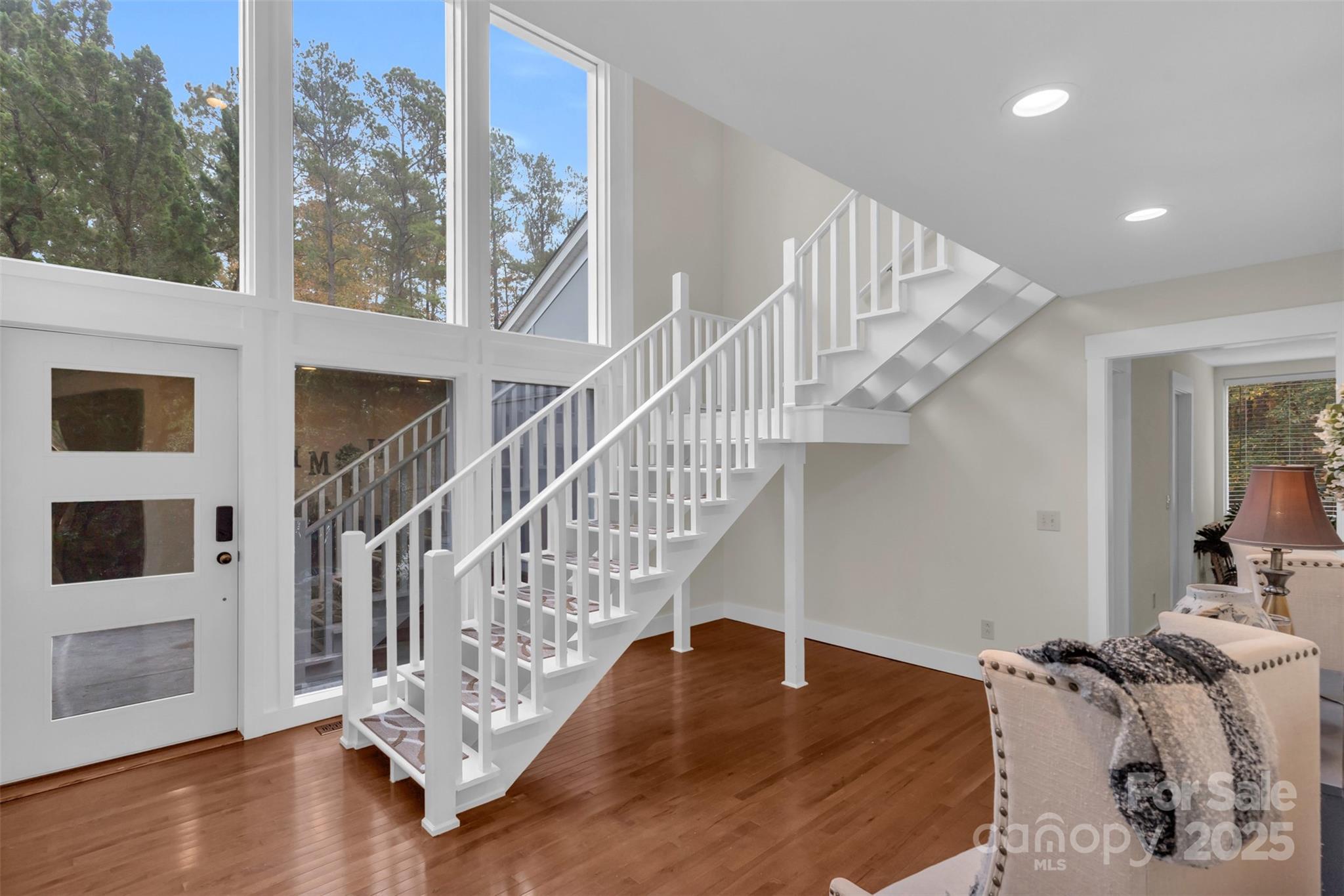 1021 Parkwood Drive NE