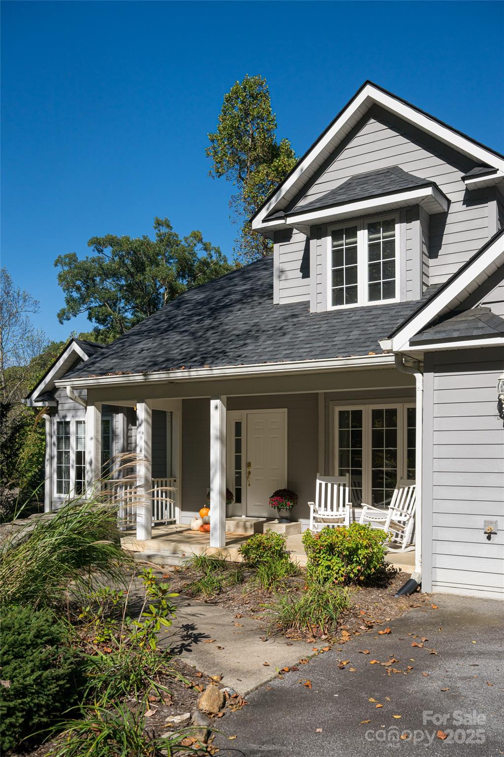 Sanctuary Cove - Residential