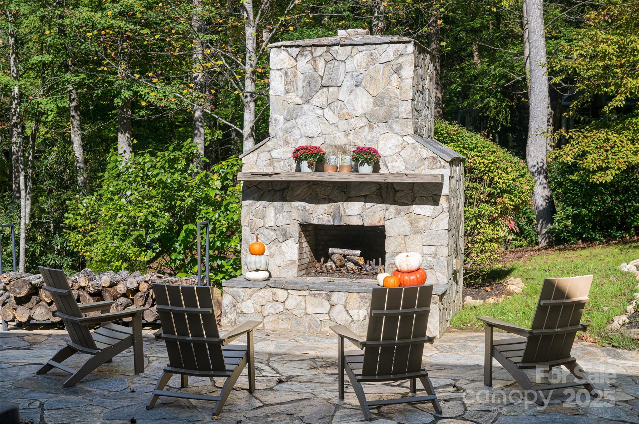 Sanctuary Cove - Residential