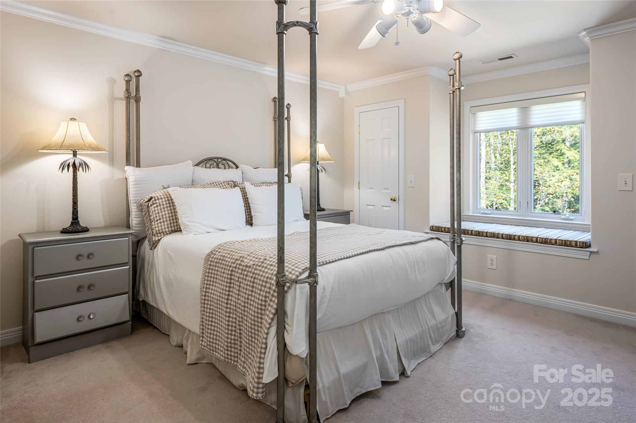 Sanctuary Cove - Residential