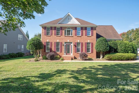 Photo of 110 Fox Den Circle, Statesville, NC 28677 (MLS # 4430080)
