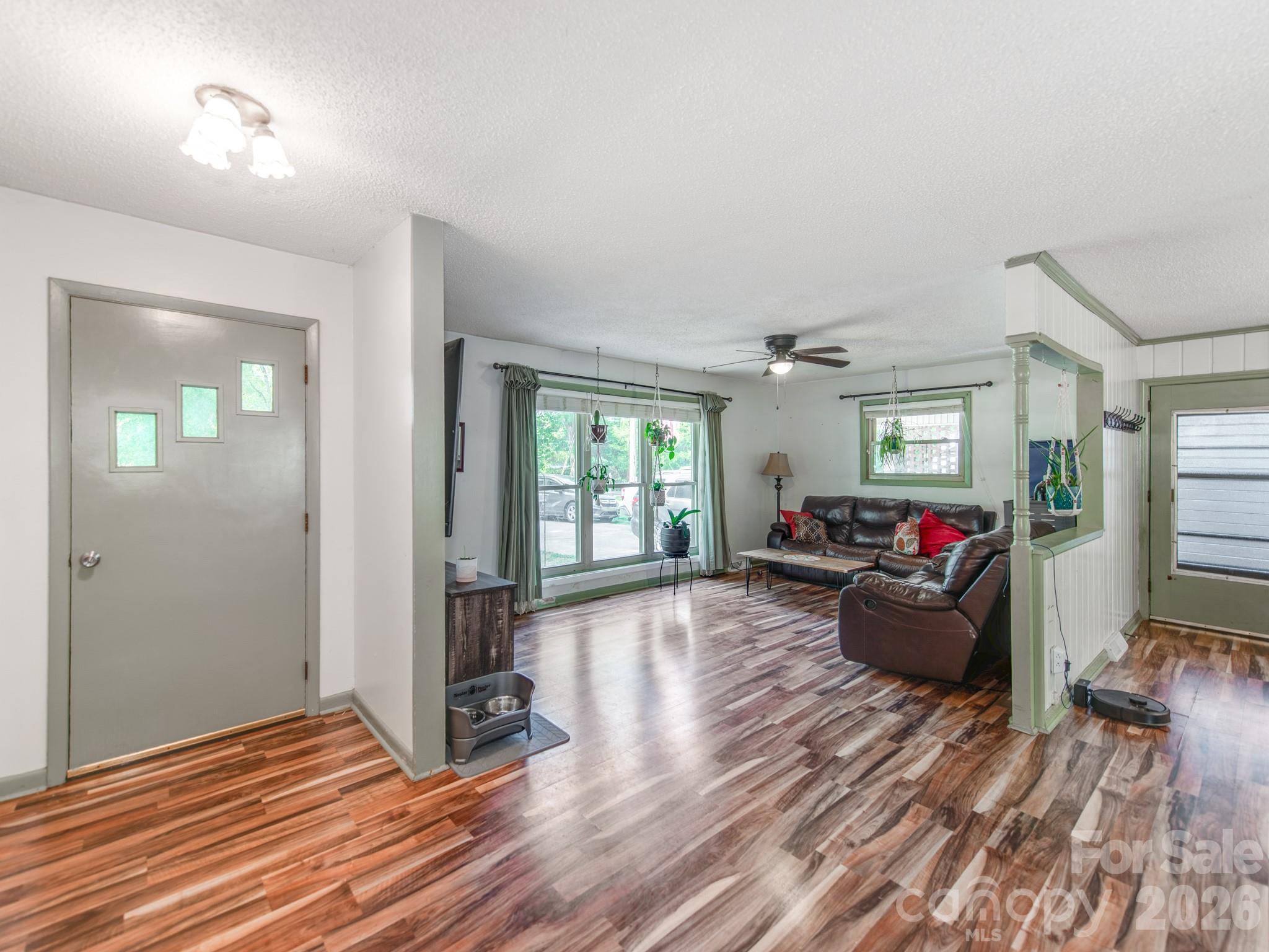 235 Central Heights Drive SW