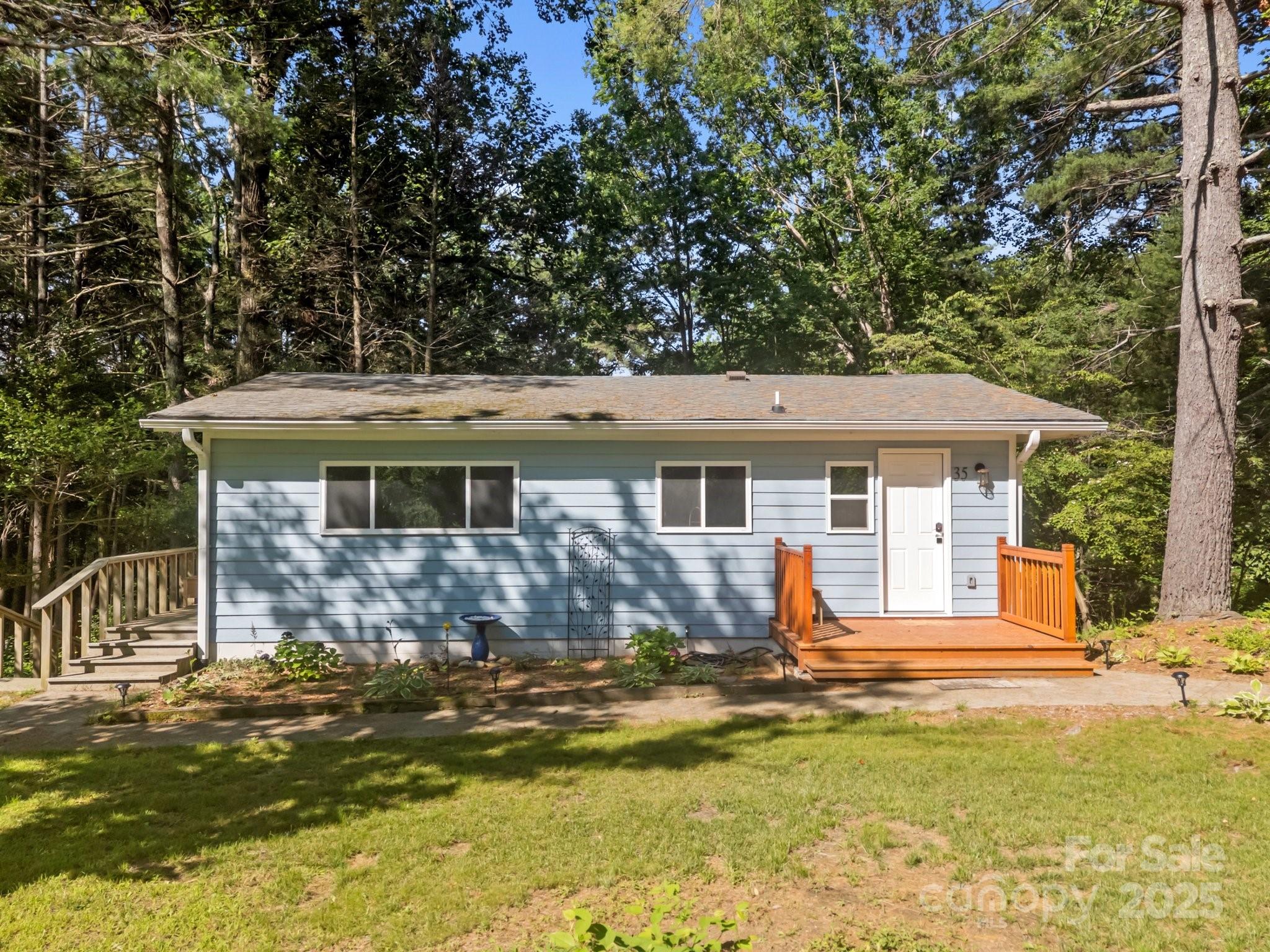 35 Lakemont Cottage Trail